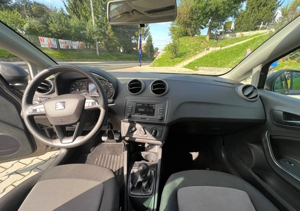 Seat Ibiza cena 34999 przebieg: 65000, rok produkcji 2016 z Tarnów małe 379